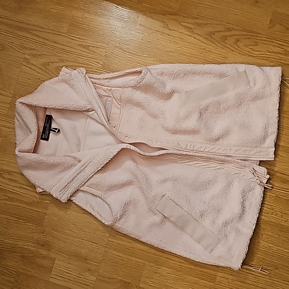 Under Armour pink vest